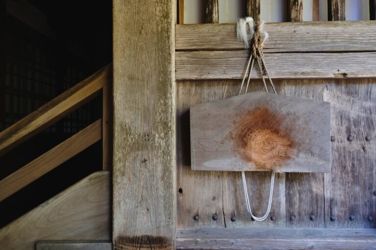 découvrez notre guide complet sur le phénomène du ban, ses implications et comment il affecte différentes communautés. apprenez à mieux comprendre les enjeux liés à cette pratique et ses conséquences.