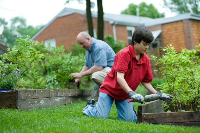 découvrez ephemeral gardeners, des jardiniers éphémères qui créent des espaces verts temporaires uniques et innovants, alliant créativité et nature.