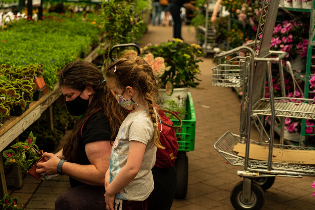 recrutez du personnel qualifié en restauration rapide spécialisé dans l’entretien des espaces verts pour un service efficace et un cadre agréable.