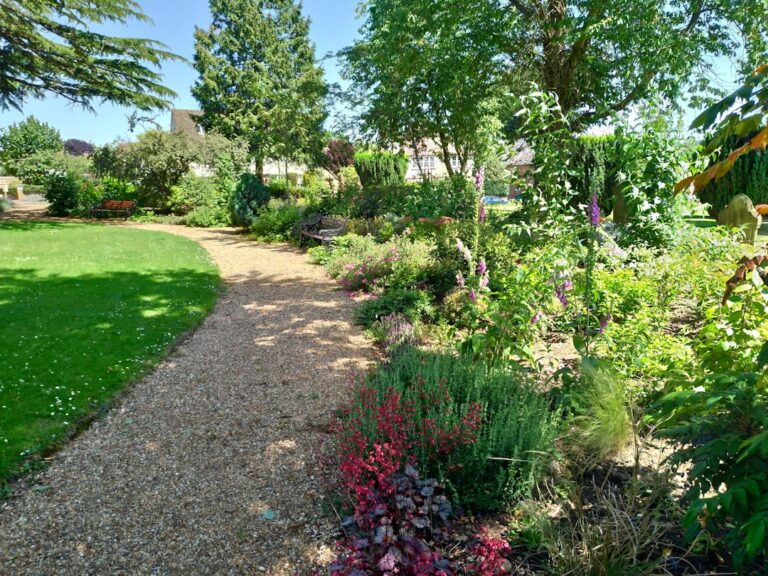découvrez des idées innovantes et inspirantes pour le design de jardin, alliant esthétique et fonctionnalité pour créer un espace extérieur unique.