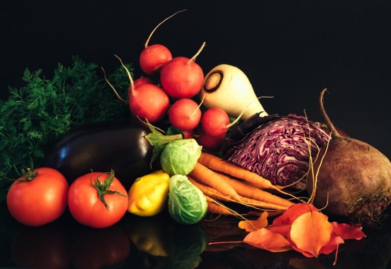 découvrez les légumes anciens, leurs saveurs uniques et leur importance pour préserver la biodiversité agricole.