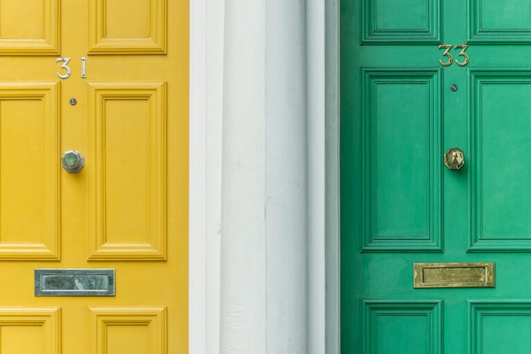 découvrez tout sur les voisins : conseils pour bien vivre en harmonie, relations de voisinage et astuces pour créer un environnement convivial autour de chez vous.