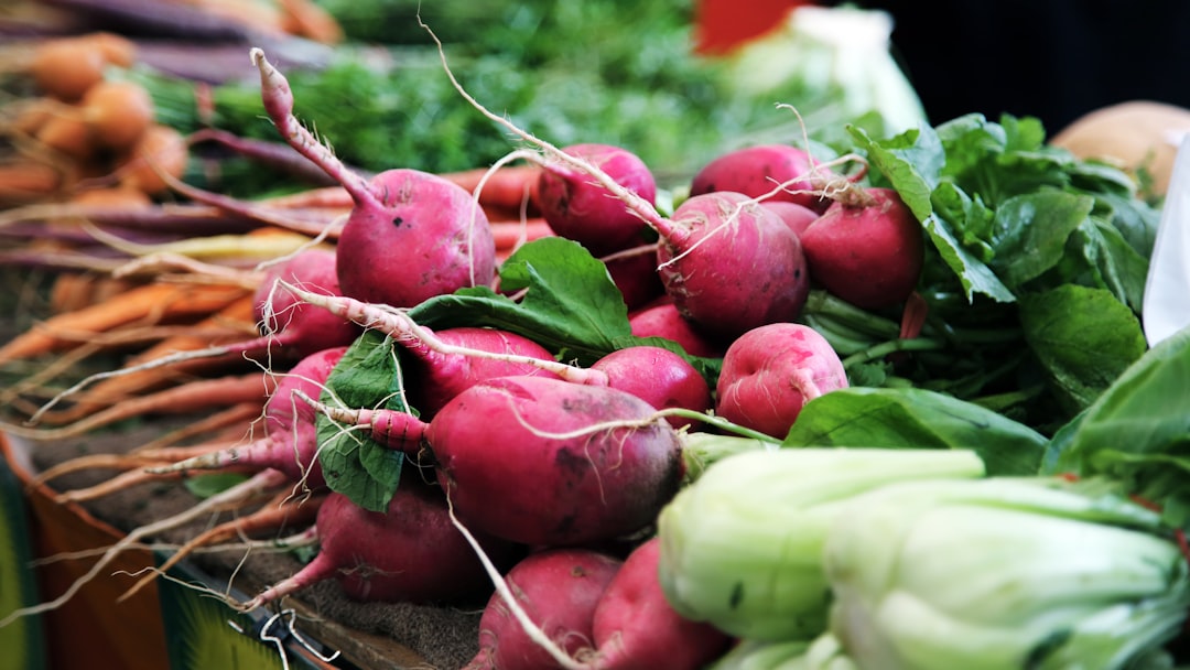 découvrez des légumes résistants qui prospèrent dans des conditions difficiles, parfaits pour un jardin durable et productif toute l'année.