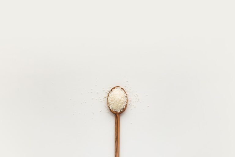 découvrez tout sur le sel : ses types, usages culinaires, bienfaits pour la santé et son importance dans notre quotidien.