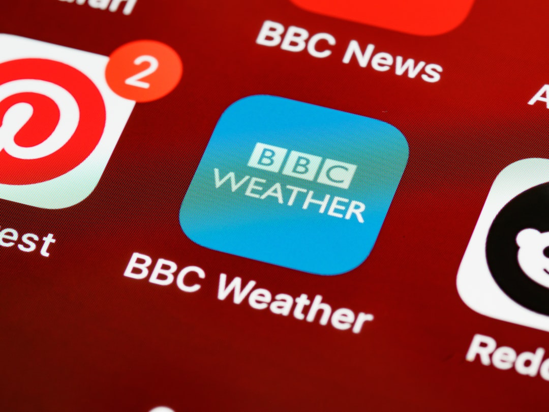 produit d'alerte météo pour recevoir des notifications en temps réel et anticiper les conditions climatiques changeantes.