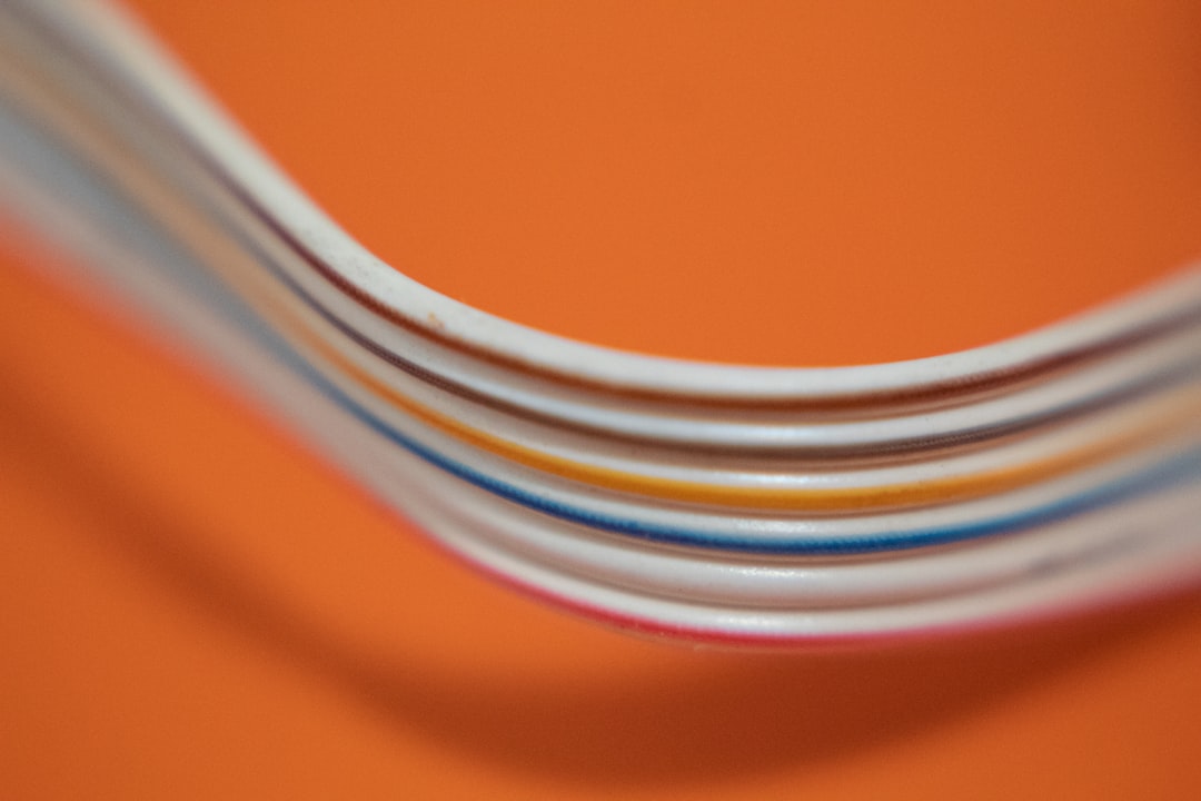 découvrez tout sur le câblage : techniques, conseils et bonnes pratiques pour une installation électrique sécurisée et efficace.